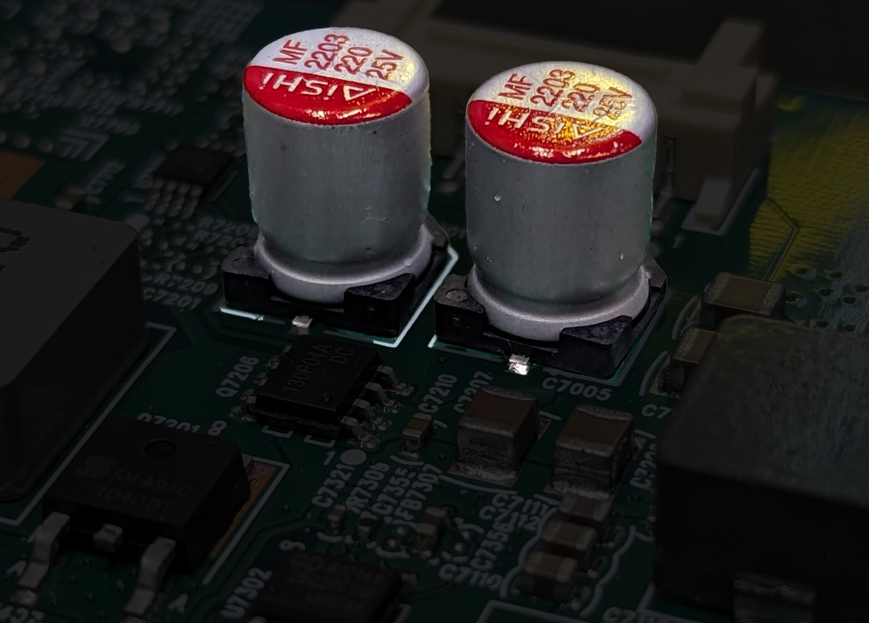 Electrolytic Capacitors